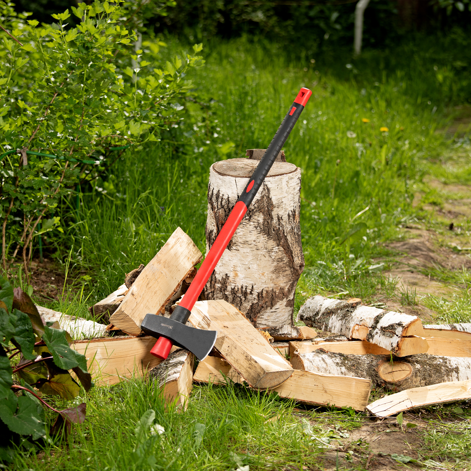 Колун, 3600 г, фибергласовое обрезиненное топорище 900 мм Matrix