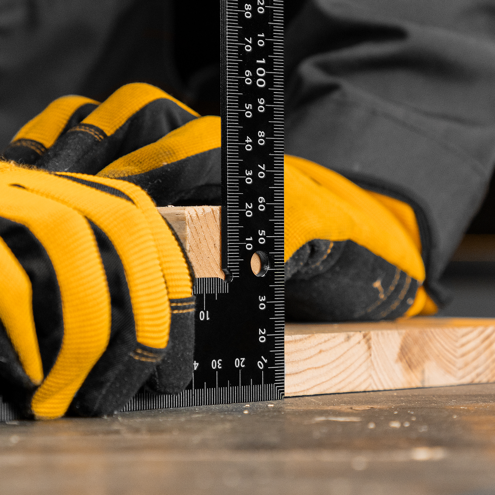 Угольник, 200 х 300 мм, алюминиевый, лазерная гравировка Denzel