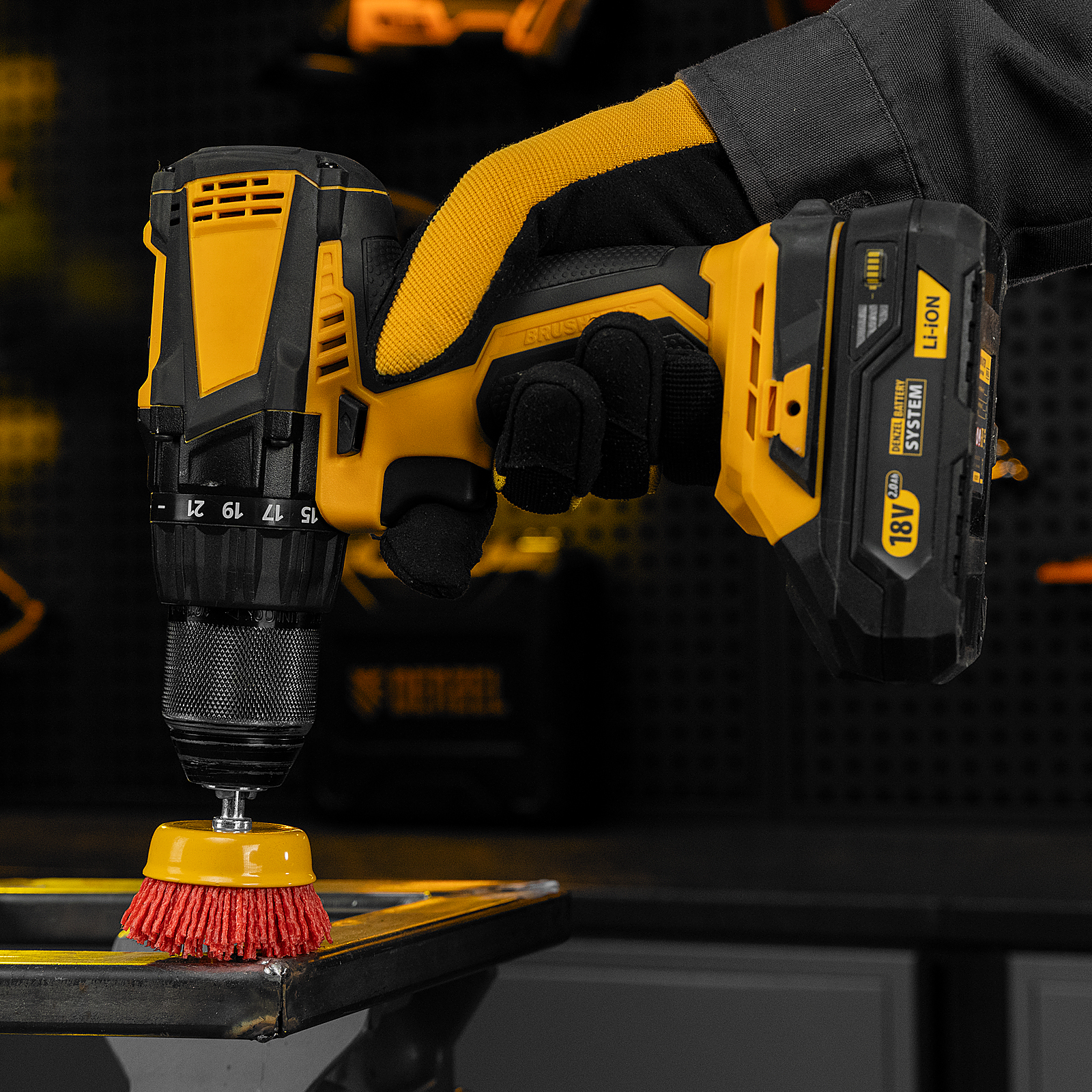 Щетка для дрели, 65 мм, Чашка, со шпилькой, нейлоновая щетина Denzel