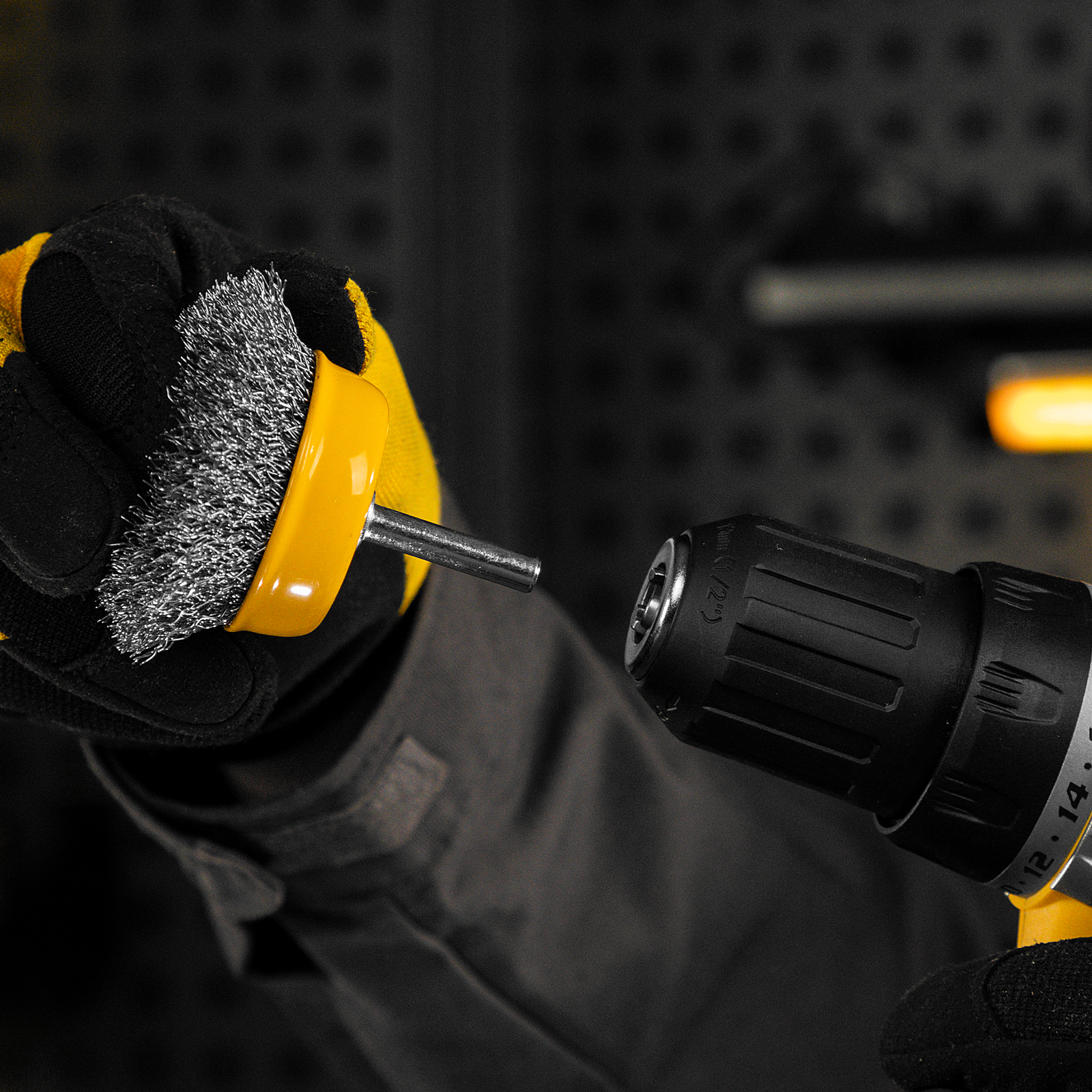 Щетка для дрели, 50 мм, Чашка, со шпилькой, нержавеющая витая проволока Denzel